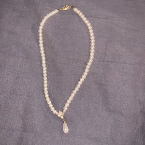 vintage pearl necklace